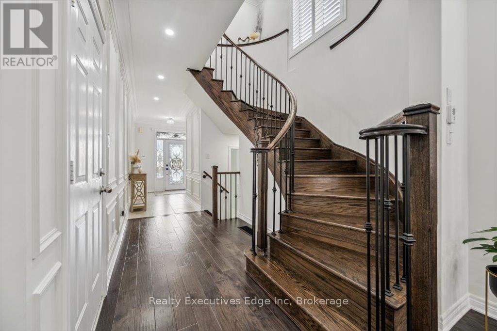 31 Rainforest Lane, Halton Hills, Ontario  L7G 0L8 - Photo 19 - W12263437