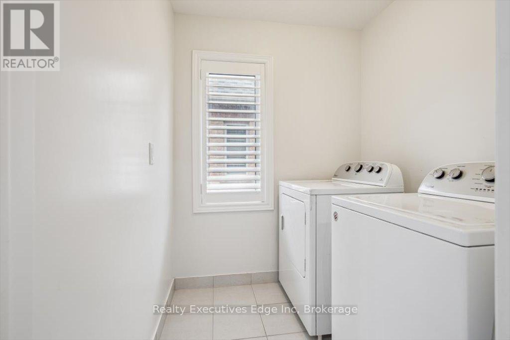 31 Rainforest Lane, Halton Hills, Ontario  L7G 0L8 - Photo 31 - W12263437