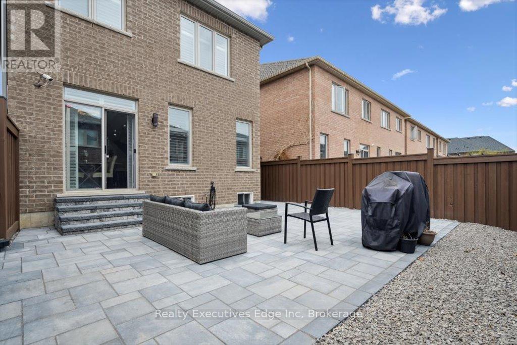 31 Rainforest Lane, Halton Hills, Ontario  L7G 0L8 - Photo 33 - W12263437