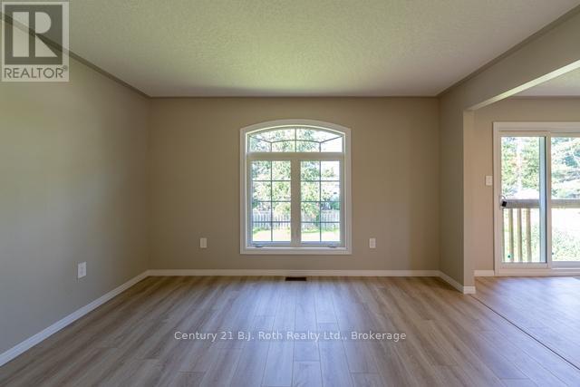 3382 Azcona Avenue, Severn, Ontario  L0K 1G0 - Photo 17 - S12263609
