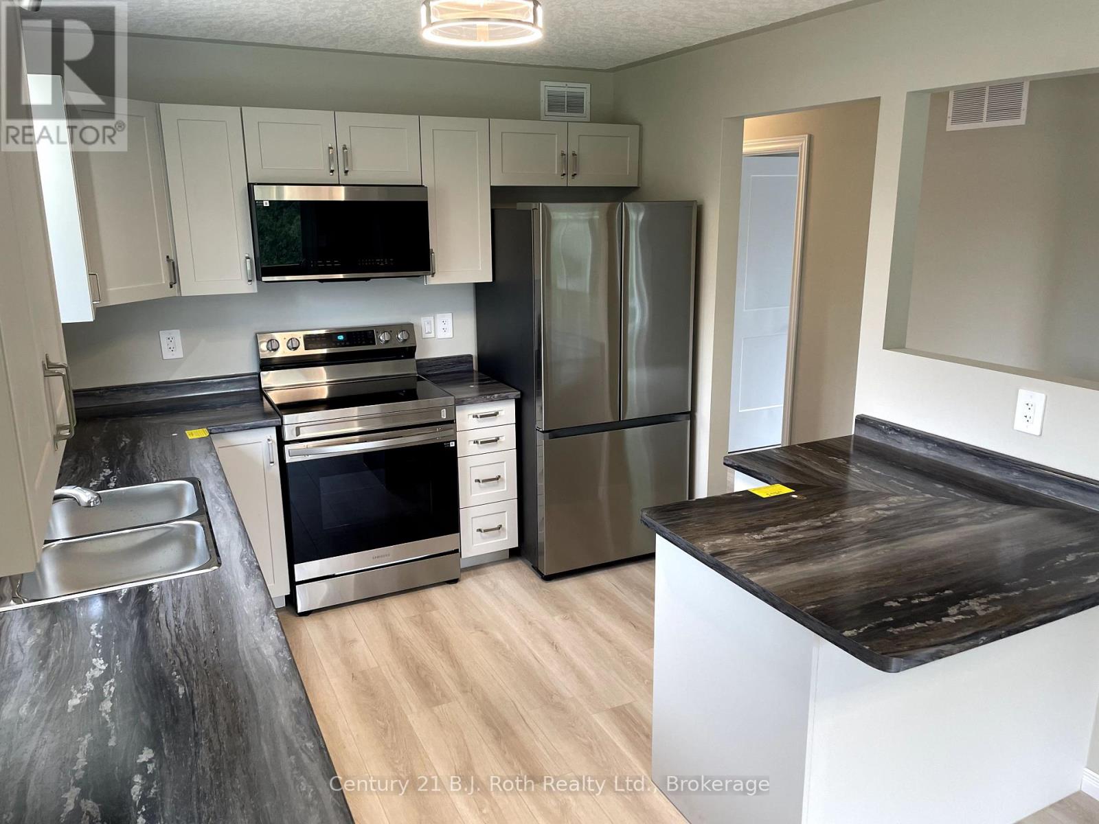 3382 Azcona Avenue, Severn, Ontario  L0K 1G0 - Photo 38 - S12263609
