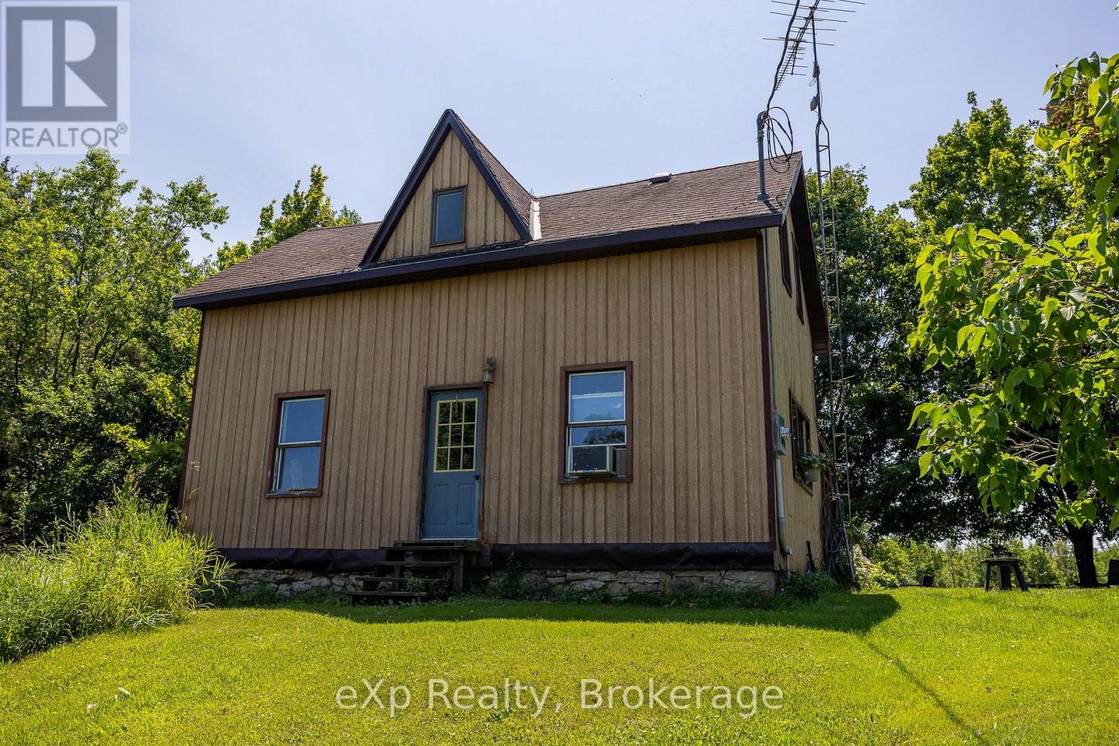 463086 Concession 24, Georgian Bluffs, Ontario  N0H 2T0 - Photo 19 - X12263553