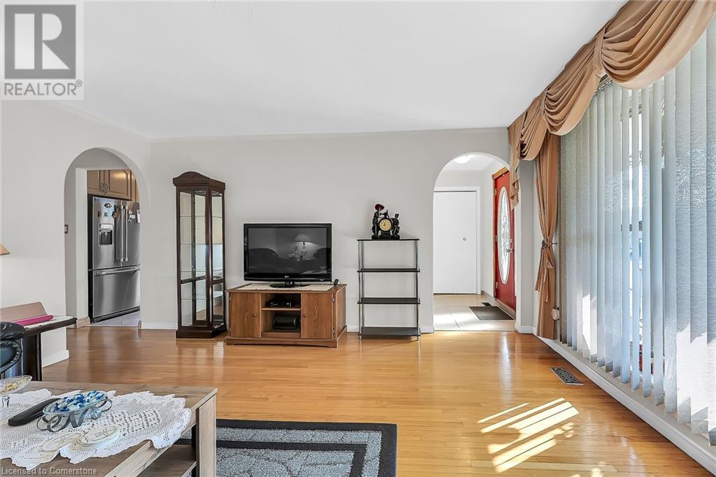 31 Summercrest Drive, Hamilton, Ontario  L8K 6G5 - Photo 11 - 40747088