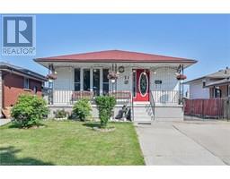 31 SUMMERCREST Drive, Hamilton, Ontario