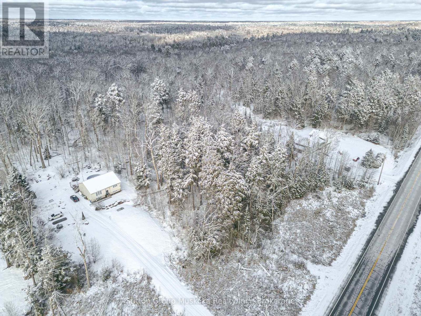 0 118 Highway E, Bracebridge, Ontario  P1L 1X1 - Photo 16 - X12263787