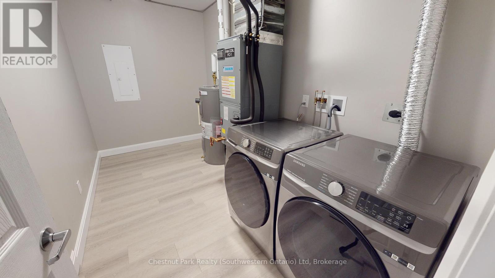 201 - 2 Quebec Street, Guelph, Ontario  N1H 2T2 - Photo 11 - X12263887