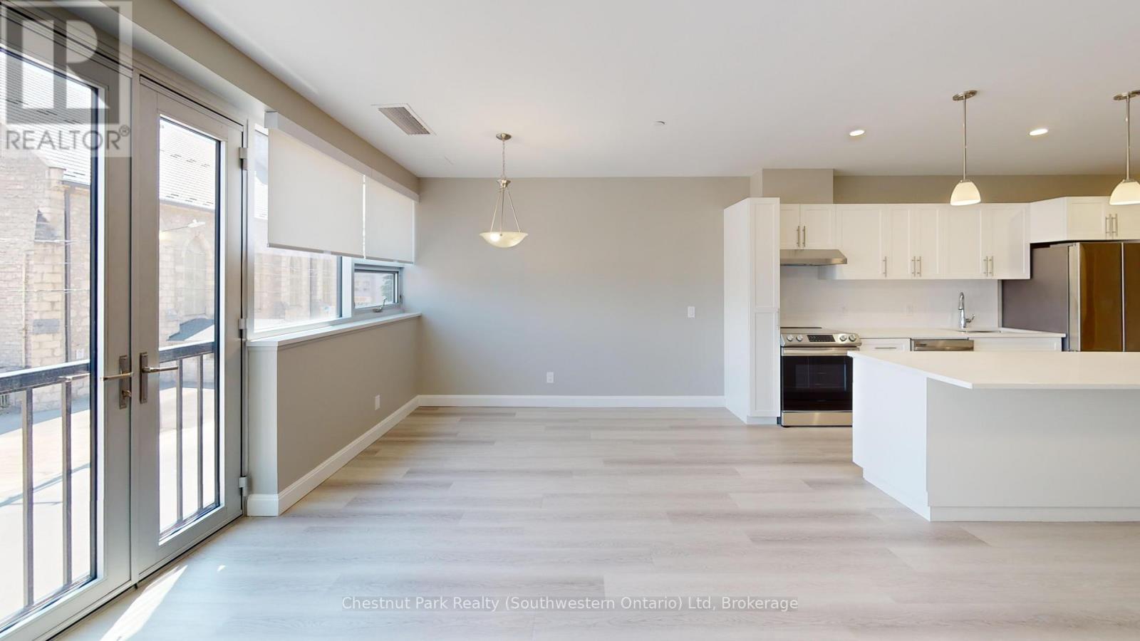 201 - 2 Quebec Street, Guelph, Ontario  N1H 2T2 - Photo 5 - X12263887