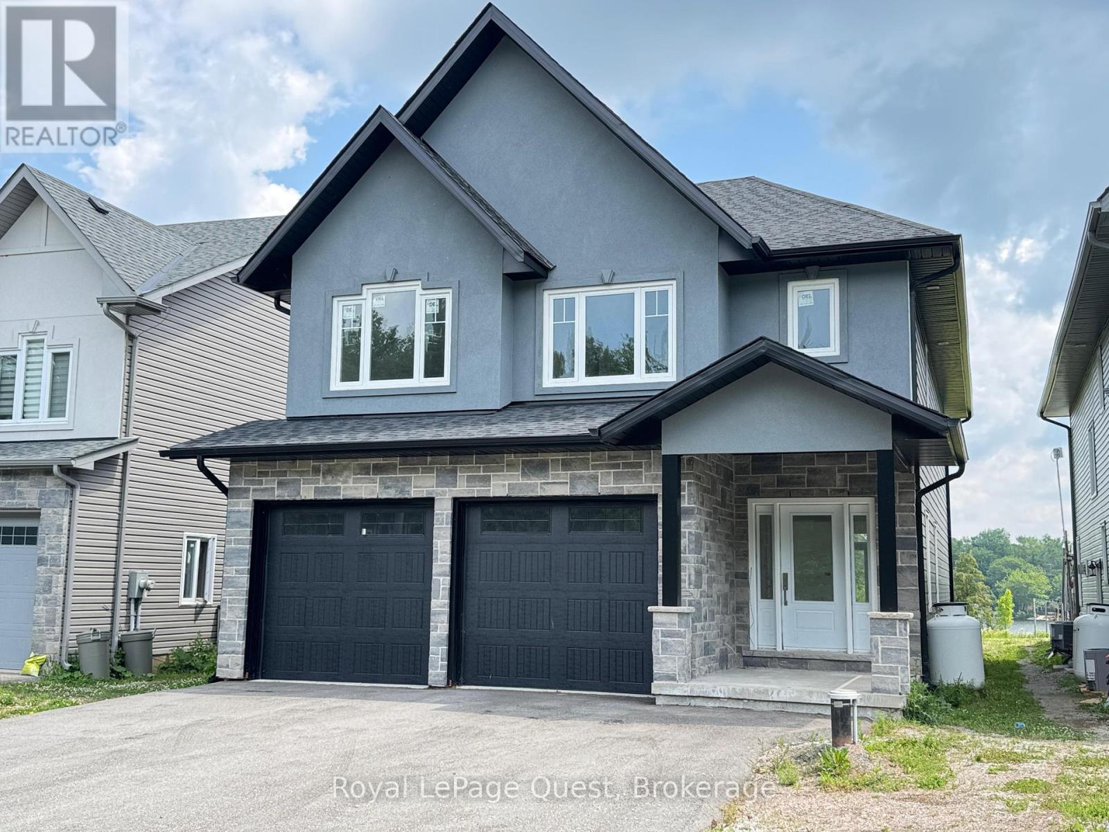 21 Rosy Beach Court, Ramara, Ontario  L3V 8L2 - Photo 1 - S12264012