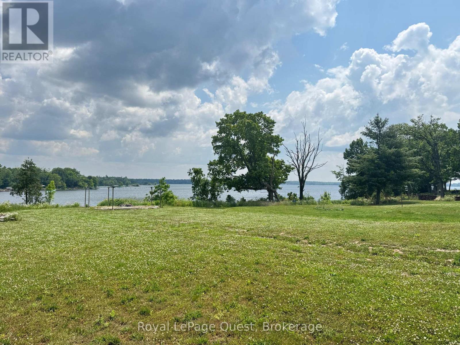 21 Rosy Beach Court, Ramara, Ontario  L3V 8L2 - Photo 4 - S12264012