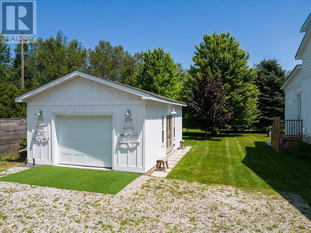 46 King Street W, Blue Mountains, Ontario  N0H 2P0 - Photo 44 - X12263982