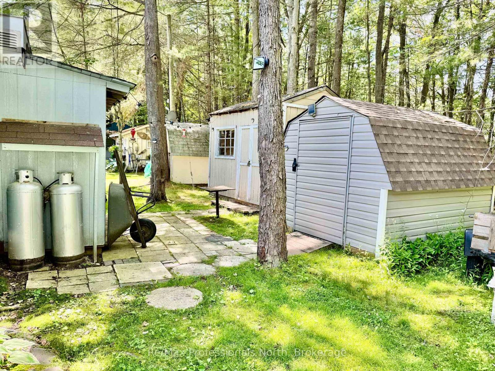 39 - 1007 Racoon Road, Gravenhurst, Ontario  P1P 1R1 - Photo 29 - X12264037