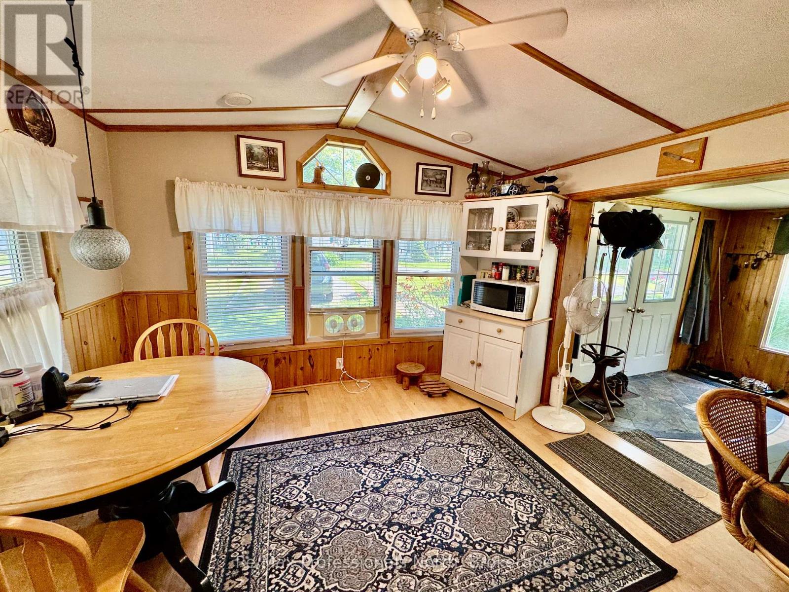 39 - 1007 Racoon Road, Gravenhurst, Ontario  P1P 1R1 - Photo 6 - X12264037
