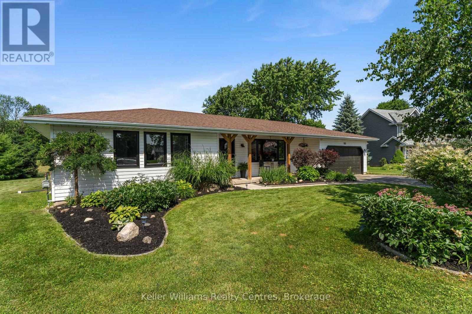 110 Mary Avenue, Georgian Bluffs, Ontario  N4K 5N5 - Photo 3 - X12264043
