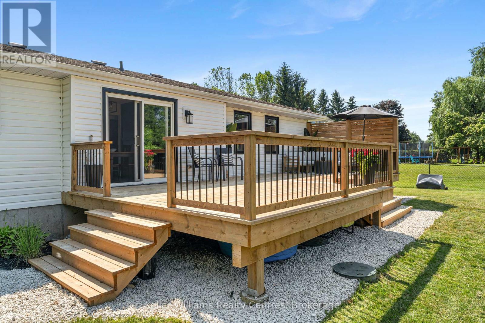 110 Mary Avenue, Georgian Bluffs, Ontario  N4K 5N5 - Photo 40 - X12264043