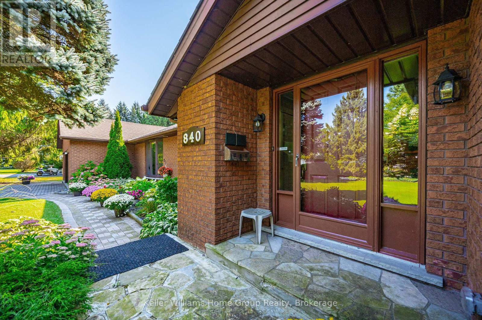 840 St George Street E, Centre Wellington, Ontario  N1M 2Y1 - Photo 3 - X12264048