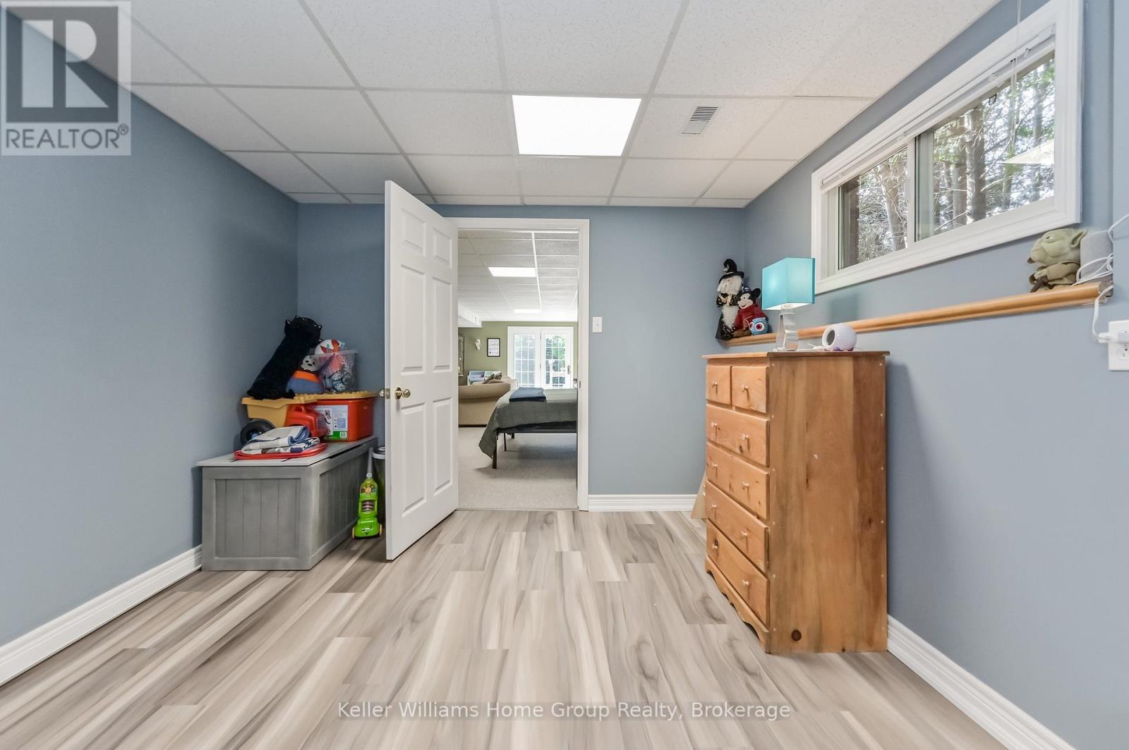 840 St George Street E, Centre Wellington, Ontario  N1M 2Y1 - Photo 38 - X12264048