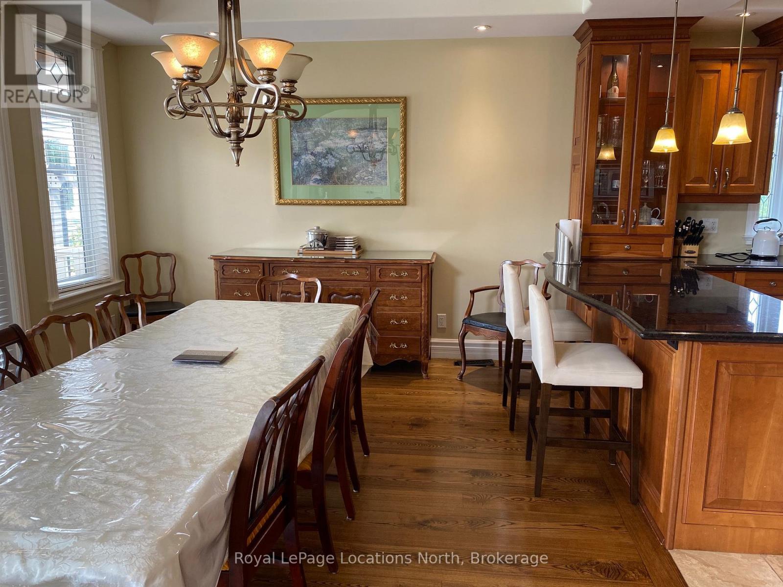 212 Snowbridge Way, Blue Mountains, Ontario  L9Y 0V1 - Photo 19 - X12264295