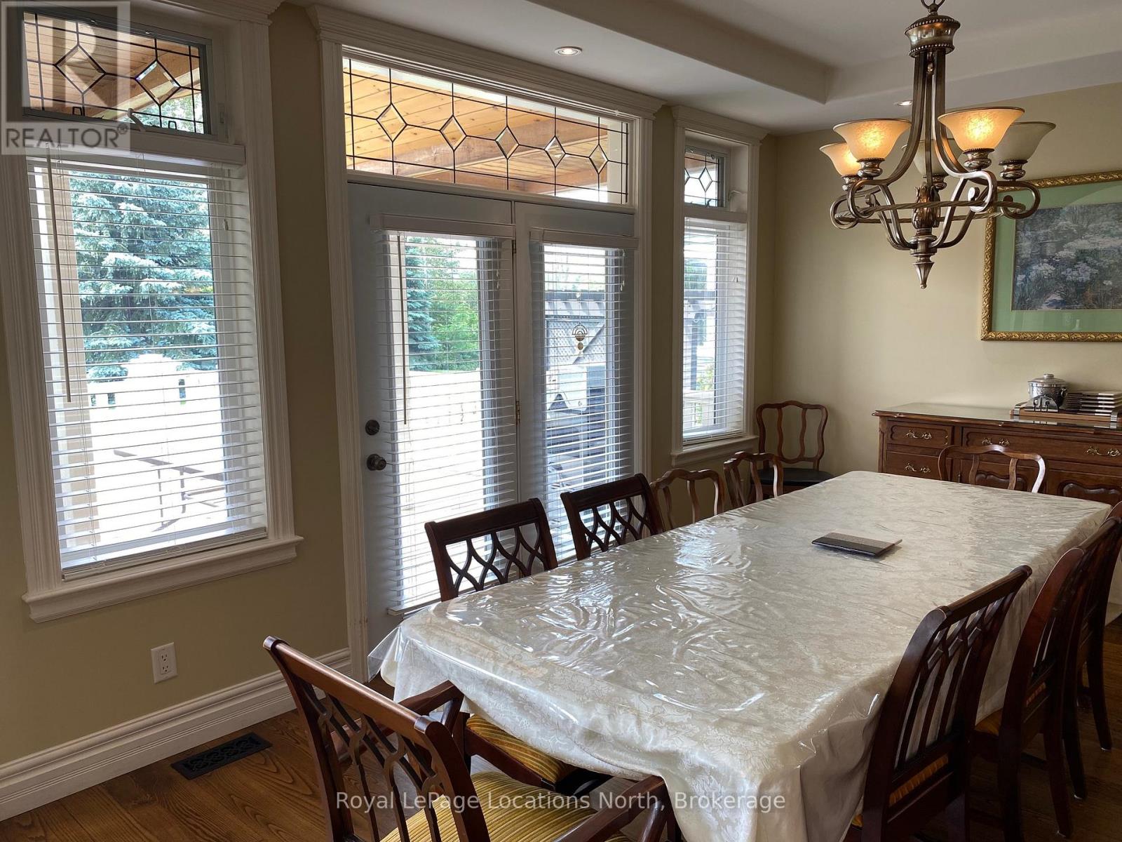212 Snowbridge Way, Blue Mountains, Ontario  L9Y 0V1 - Photo 20 - X12264295