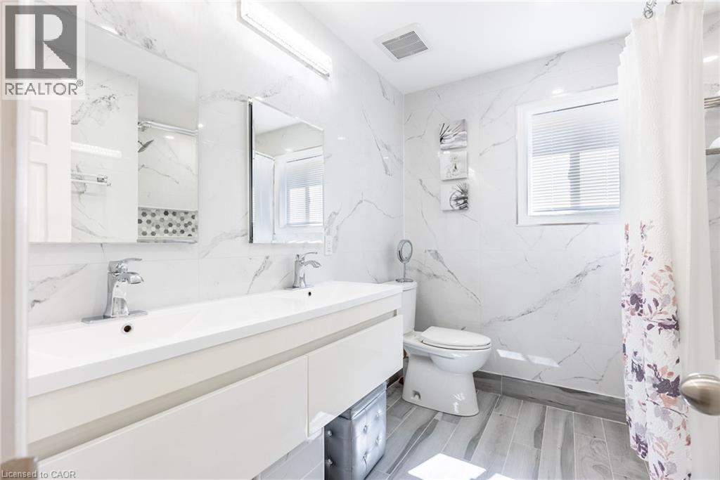 40 Premier Road, Waterdown, Ontario  L8B 0K7 - Photo 28 - 40748173