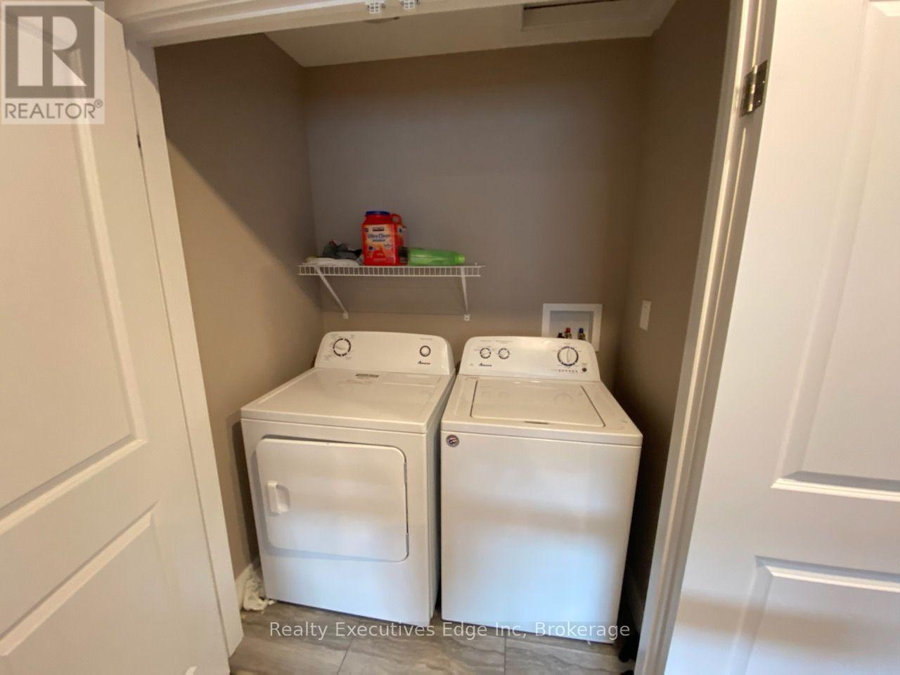 1330 Lawson Road, London North, Ontario  N6G 5K9 - Photo 15 - X12264488