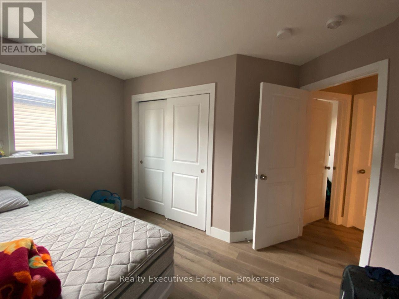 1330 Lawson Road, London North, Ontario  N6G 5K9 - Photo 8 - X12264488
