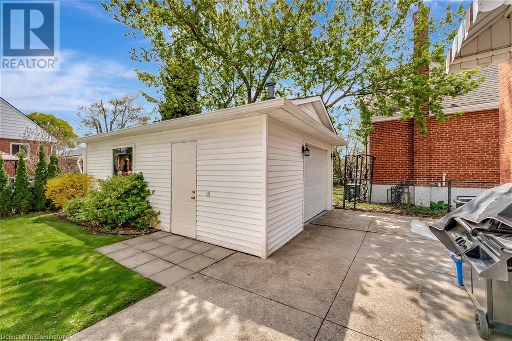 131 East 42nd Street, Hamilton, Ontario  L8T 3A2 - Photo 7 - 40748223