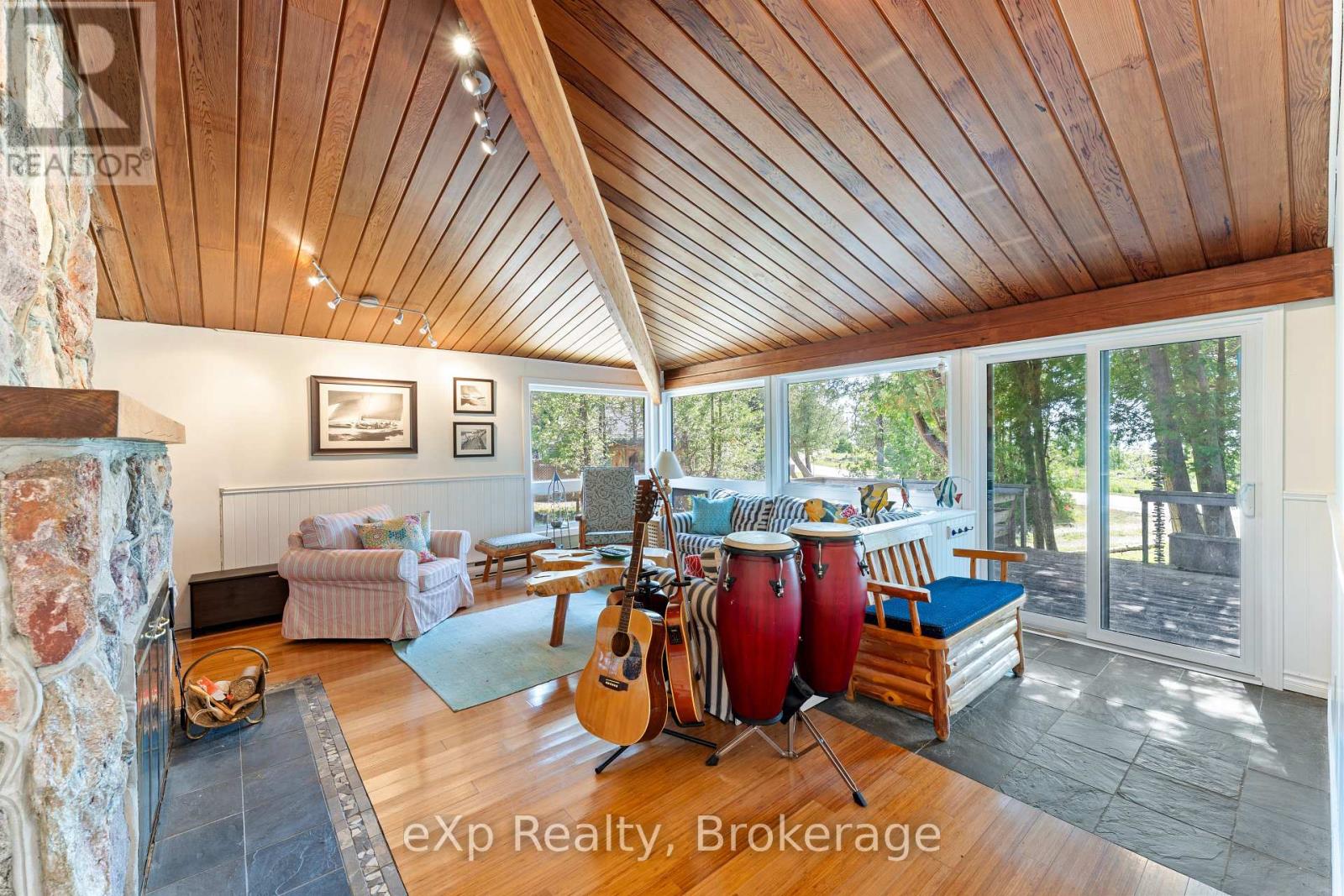 329 Bay Street, South Bruce Peninsula, Ontario  N0H 2T0 - Photo 10 - X12264570