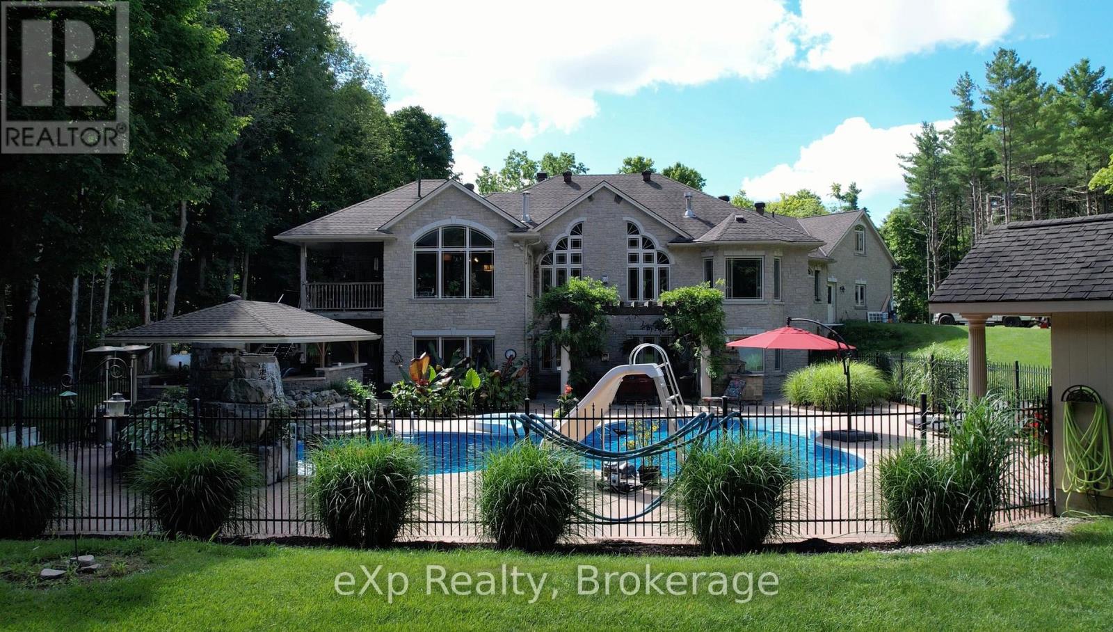 59 Maple Creek Drive, Brockton, Ontario  N0G 2V0 - Photo 41 - X12264676