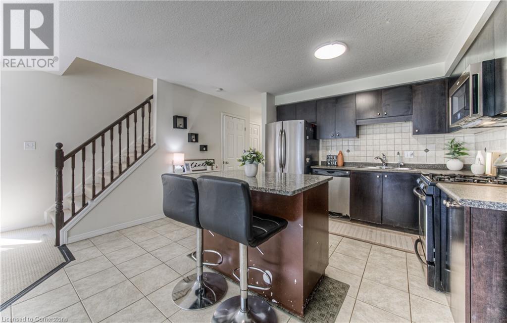 1332 Countrystone Drive, Kitchener, Ontario  N2N 3R9 - Photo 11 - 40748274