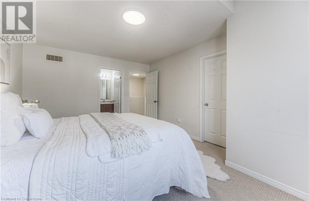 1332 Countrystone Drive, Kitchener, Ontario  N2N 3R9 - Photo 31 - 40748274