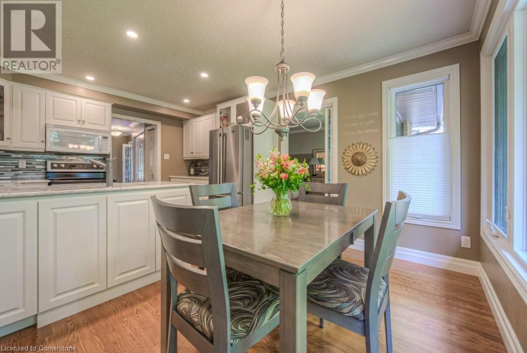 377 Westridge Drive, Waterloo, Ontario  N2L 5Y1 - Photo 17 - 40748127
