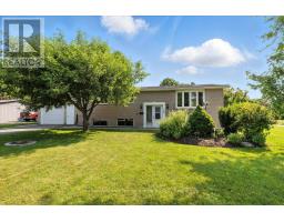 120 CAN ROBERT STREET, Centre Wellington, Ontario