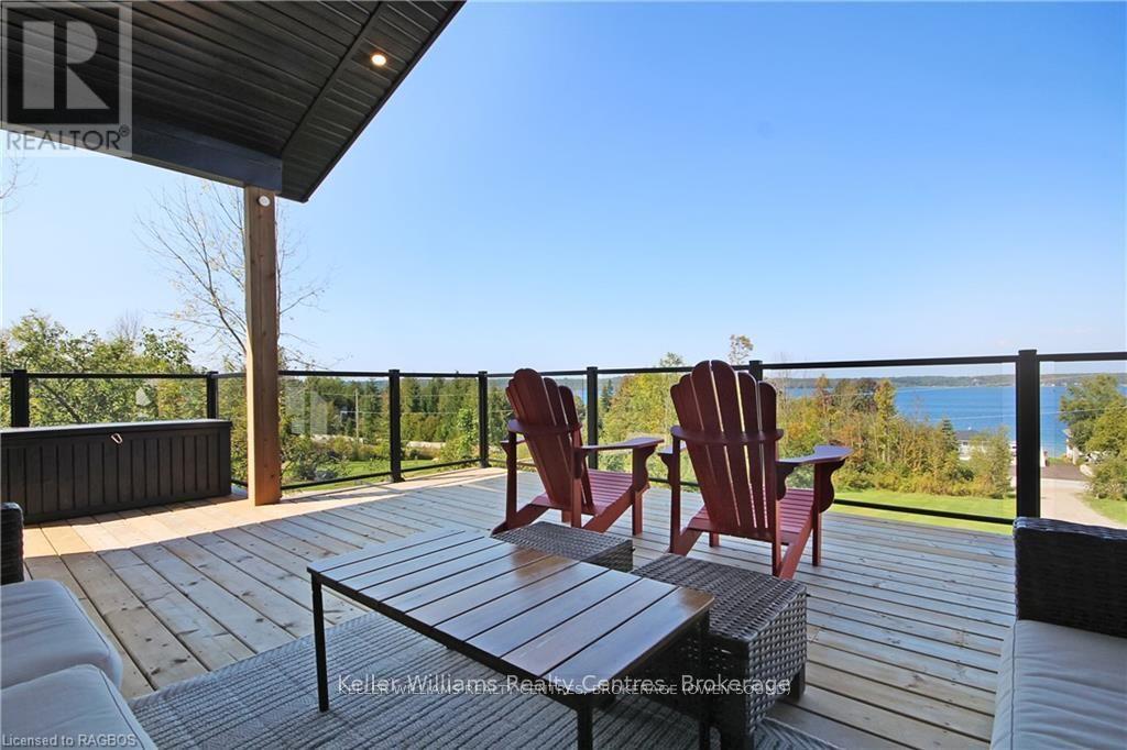 138 Sunset Boulevard, Georgian Bluffs, Ontario  N0H 2T0 - Photo 22 - X12264950