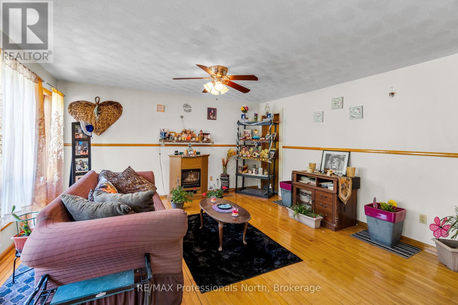 19 Henry Street, Huntsville, Ontario  P1H 1V5 - Photo 11 - X12264958
