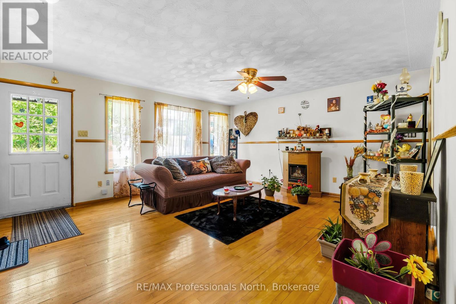 19 Henry Street, Huntsville, Ontario  P1H 1V5 - Photo 13 - X12264958