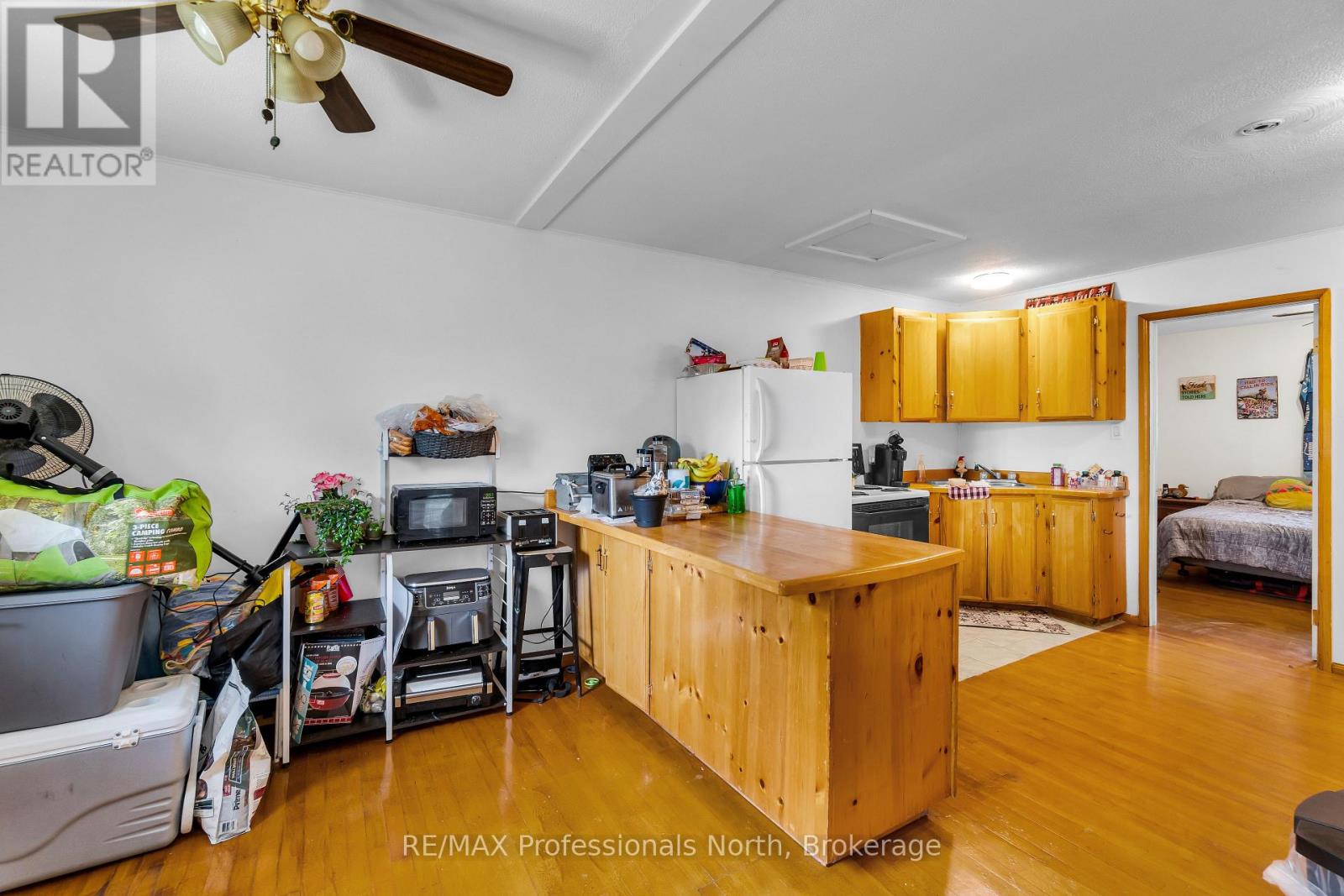 19 Henry Street, Huntsville, Ontario  P1H 1V5 - Photo 23 - X12264958