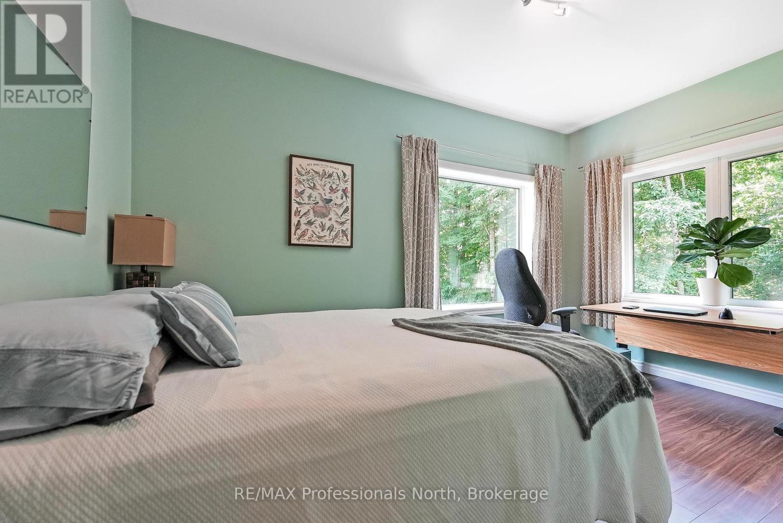 1071 Alton Lane, Minden Hills, Ontario  K0M 2K0 - Photo 14 - X12265001
