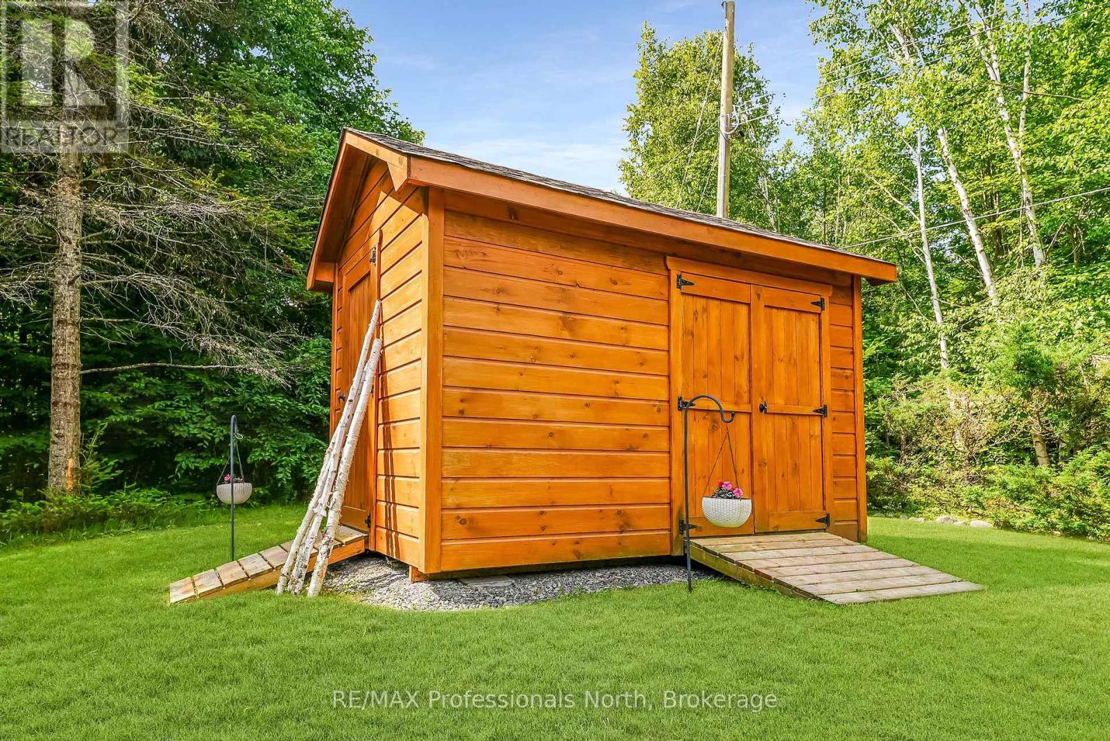 1071 Alton Lane, Minden Hills, Ontario  K0M 2K0 - Photo 37 - X12265001