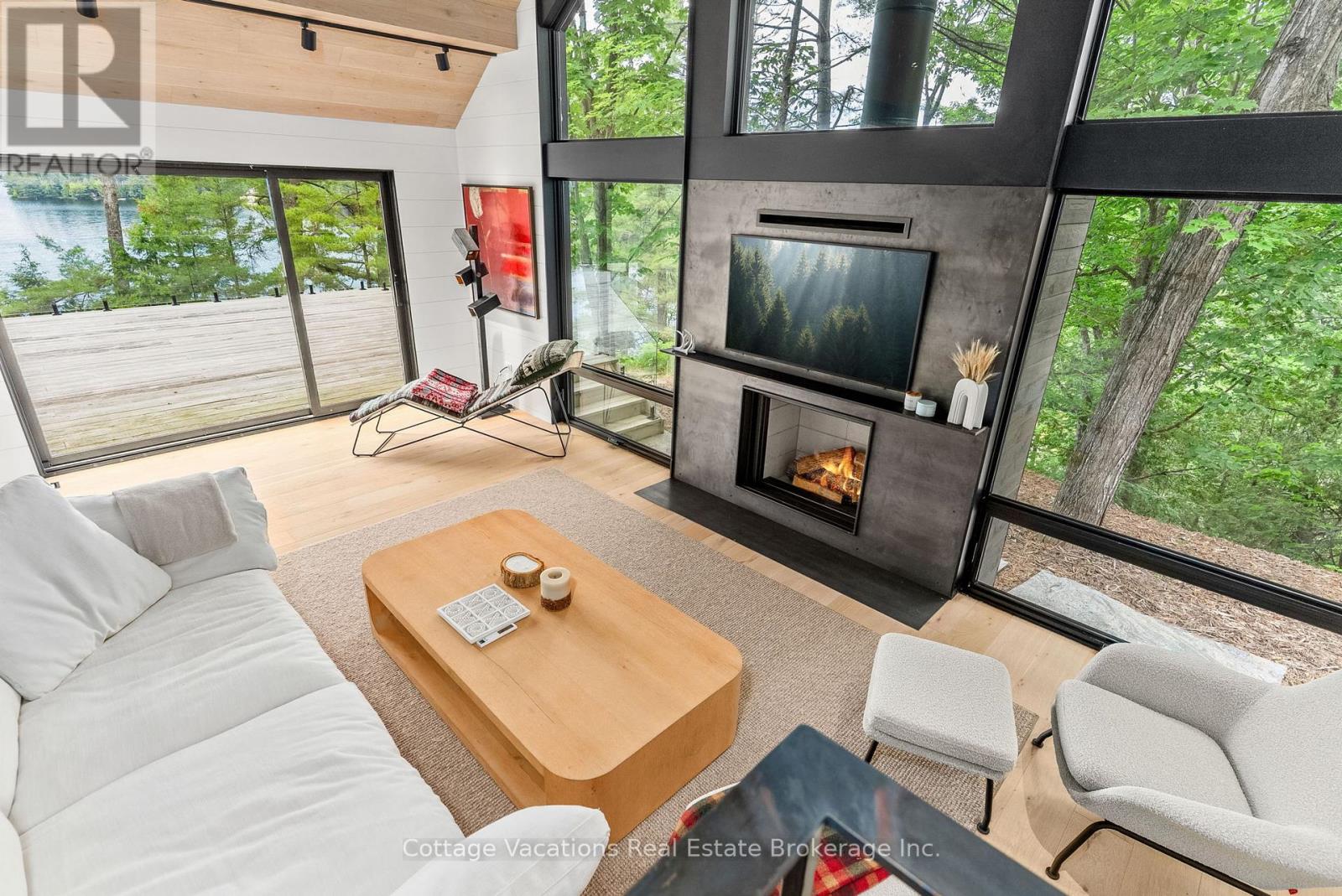 2 - 1053 Brackenrig Road, Muskoka Lakes, Ontario  P0B 1M0 - Photo 15 - X12265028