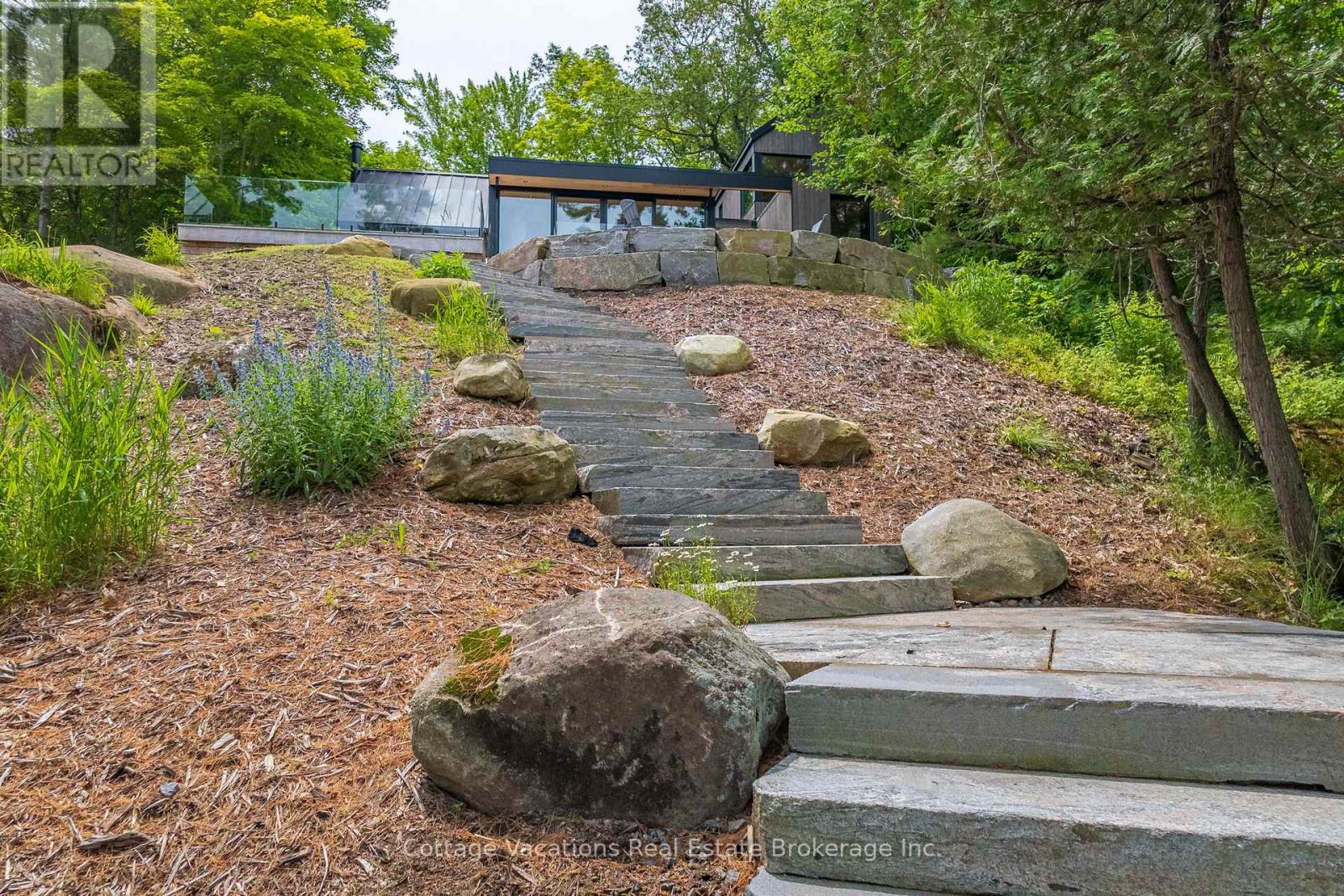 2 - 1053 Brackenrig Road, Muskoka Lakes, Ontario  P0B 1M0 - Photo 33 - X12265028