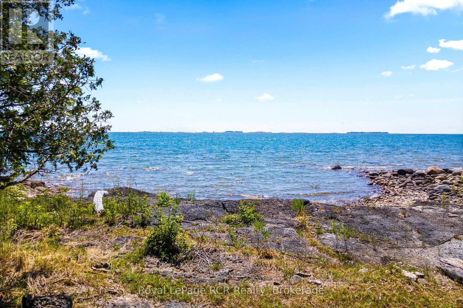 115 Adelaide Street, South Bruce Peninsula, Ontario  N0H 2T0 - Photo 37 - X12265231