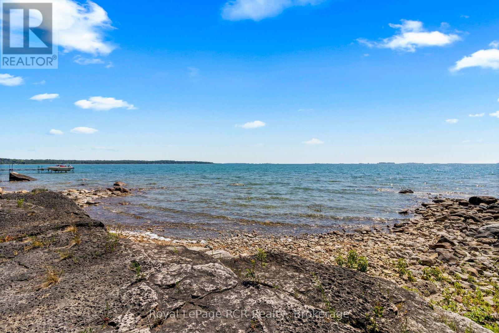 115 Adelaide Street, South Bruce Peninsula, Ontario  N0H 2T0 - Photo 38 - X12265231