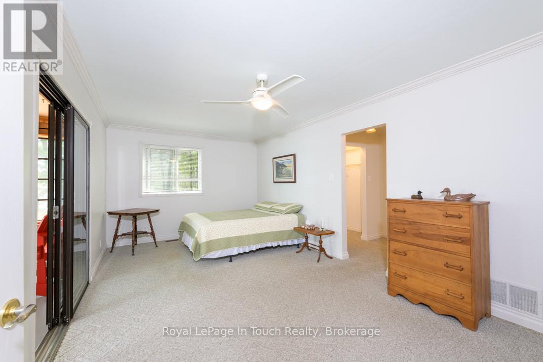 211 Pickerel Point Road, Georgian Bay, Ontario  L0K 1S0 - Photo 21 - X12265333