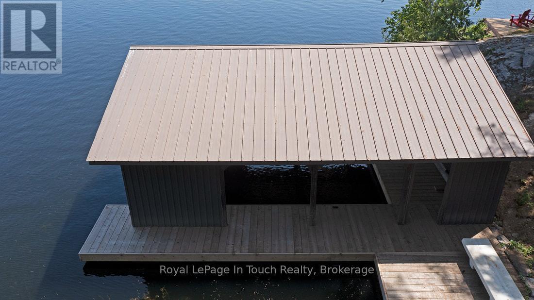 211 Pickerel Point Road, Georgian Bay, Ontario  L0K 1S0 - Photo 34 - X12265333