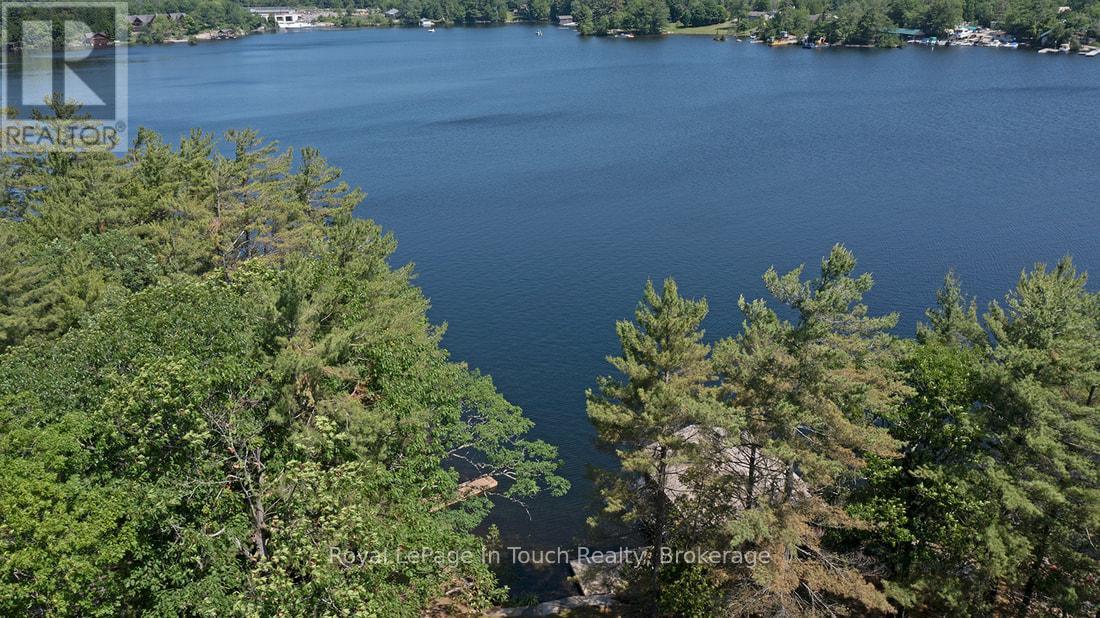 211 Pickerel Point Road, Georgian Bay, Ontario  L0K 1S0 - Photo 36 - X12265333