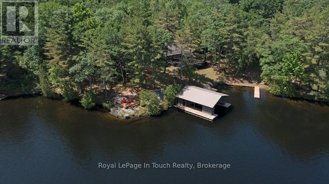 211 Pickerel Point Road, Georgian Bay, Ontario  L0K 1S0 - Photo 6 - X12265333