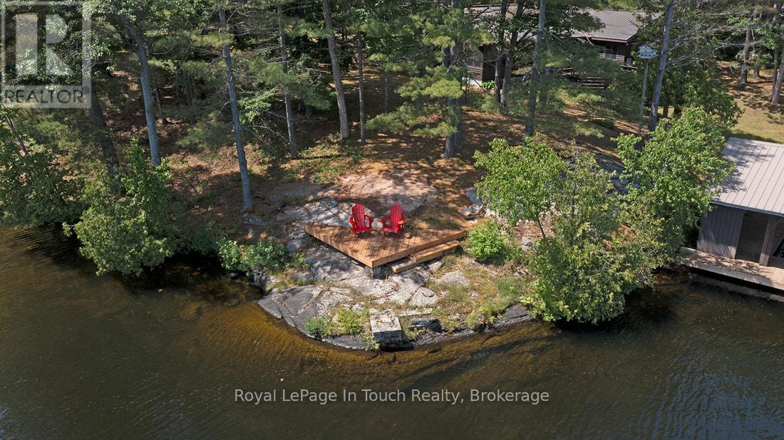 211 Pickerel Point Road, Georgian Bay, Ontario  L0K 1S0 - Photo 8 - X12265333