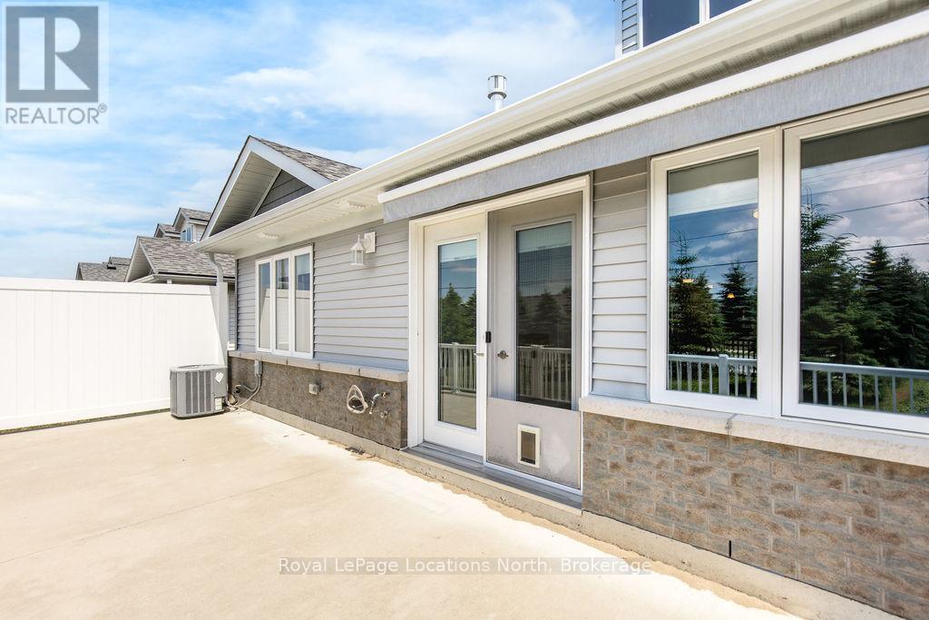 26 Ivy Crescent, Wasaga Beach, Ontario  L9Z 0H8 - Photo 32 - S12265425