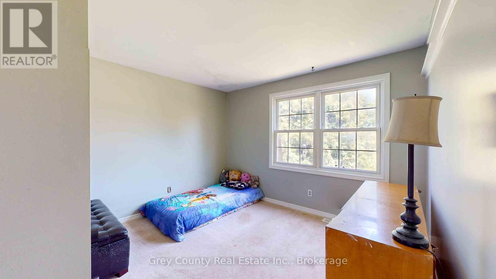 102 Glenwood Place, West Grey, Ontario  N0C 1H0 - Photo 18 - X12265496