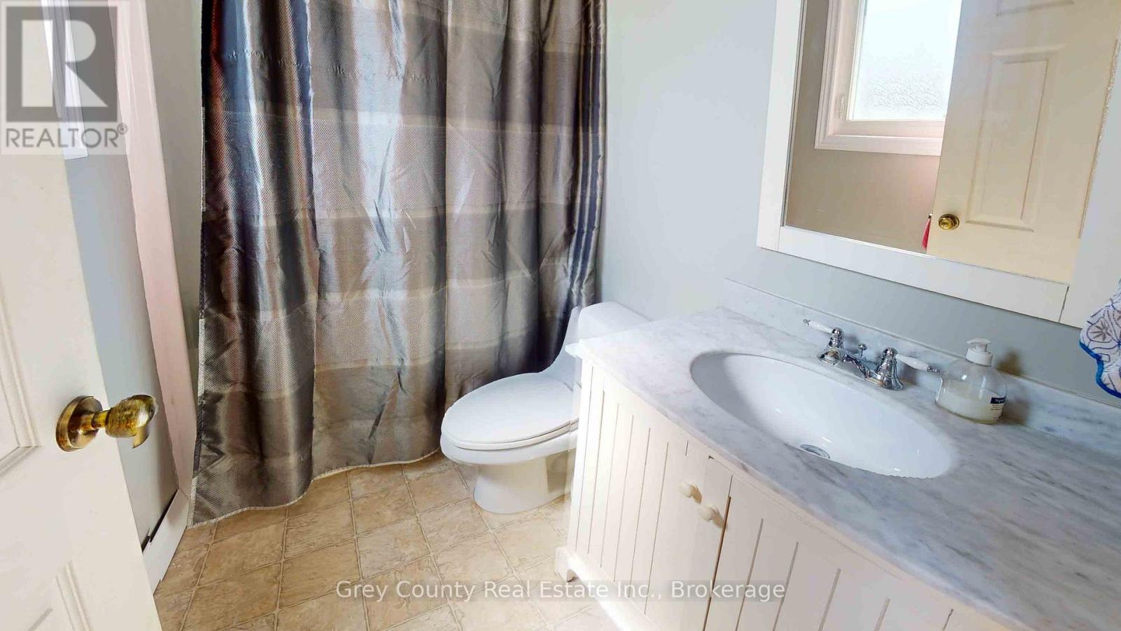 102 Glenwood Place, West Grey, Ontario  N0C 1H0 - Photo 20 - X12265496